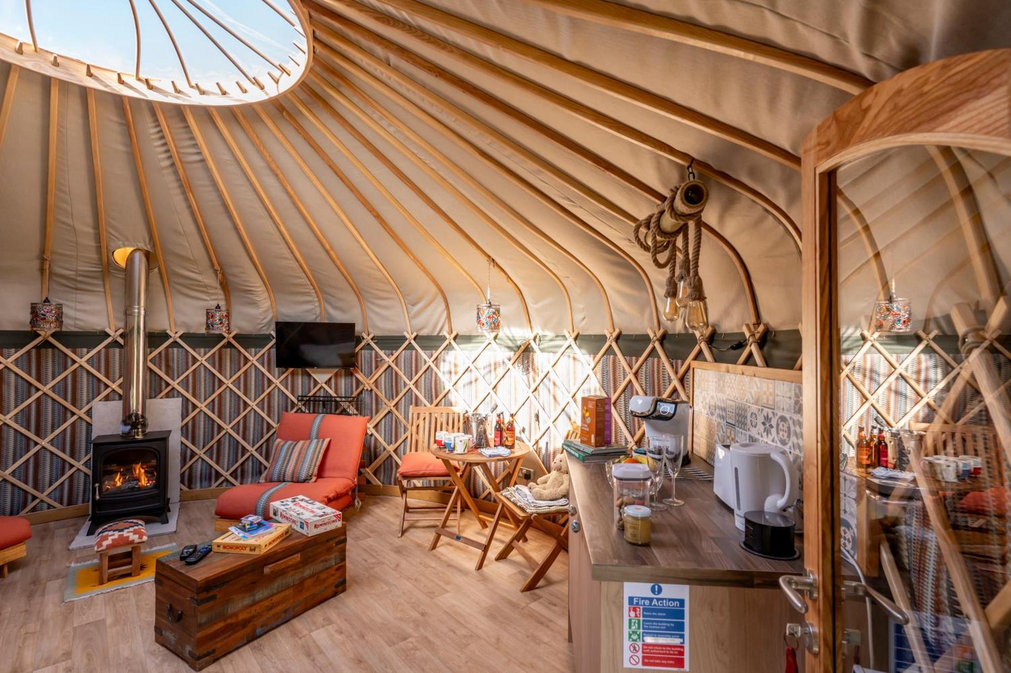 Hotel Glamping At South Lytchett Manor Poole Exterior foto